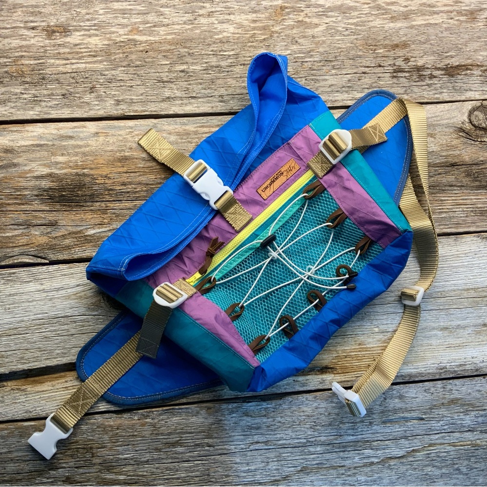 Roll top fanny pack